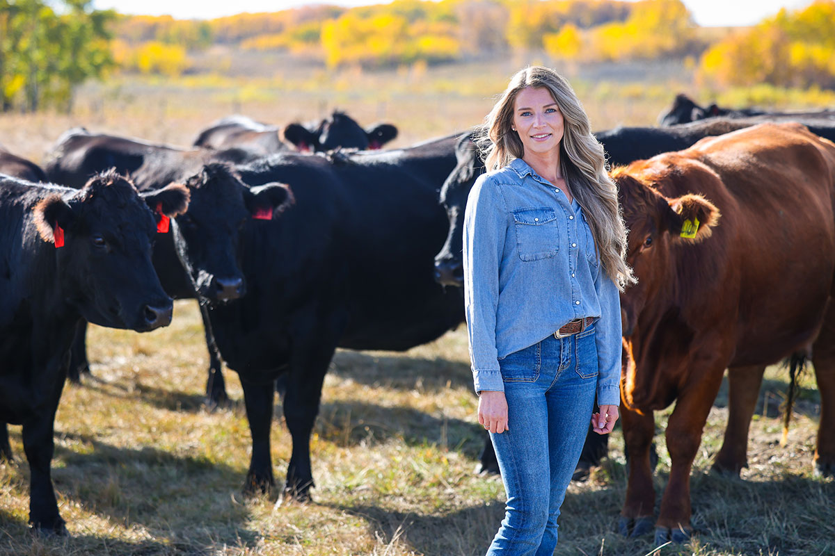 Elliot named finalist for Canadian Cattle Young Leaders Program    